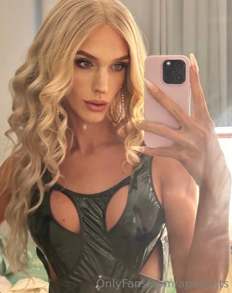aparisi ts pretty pornstar photo