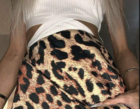 aparisi ts actrice érotique images