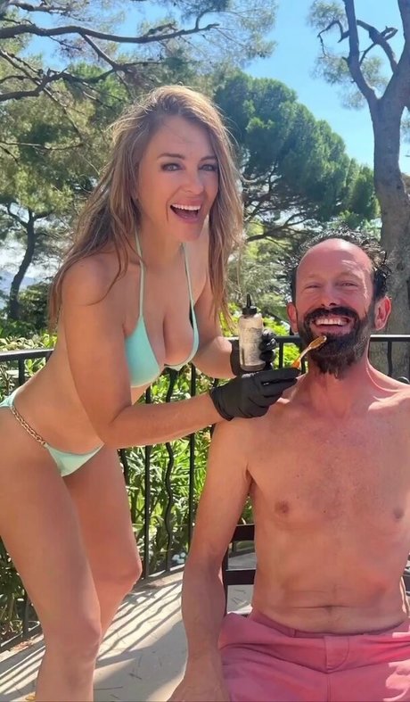 Elizabeth Hurley étoile xxx archive