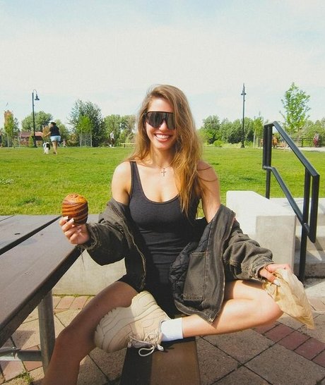 Sylvia Snyders nude actress img