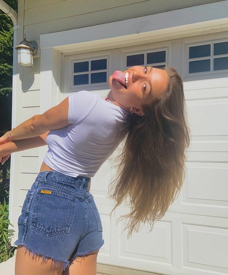 Sylvia Snyders star du porno xxx archive