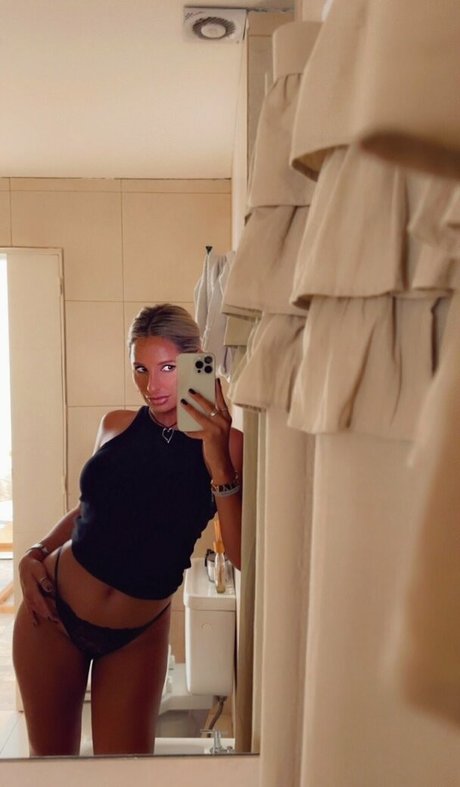 tina ts actrice adulte image