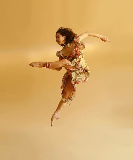 Haley Lu Richardson actrice pornographique photos