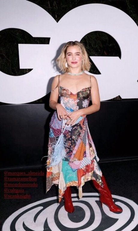 Haley Lu Richardson modèle porno image