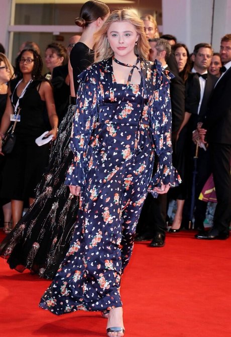 Chloe Grace Moretz mejor estrella porno galería