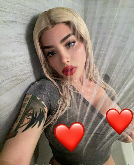 theonlyanaconda estrella bonita imágenes