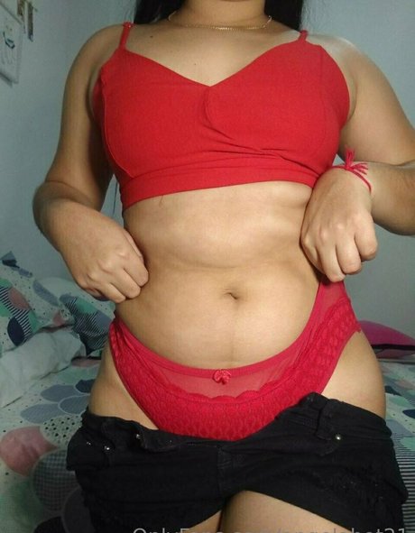 angelahot21 actrice sexy photos