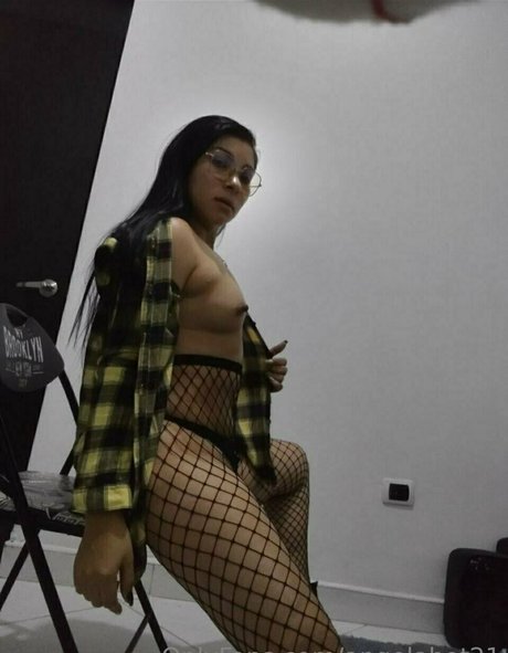angelahot21 modelo libre imágenes