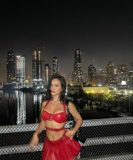 Doina Barbaneagra sexo estrella porno imágenes