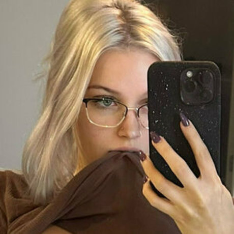 AlicexMaia star high quality pics