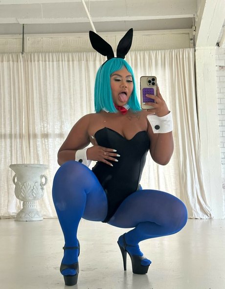 Tonti Thampitak pornstar sexy gallery