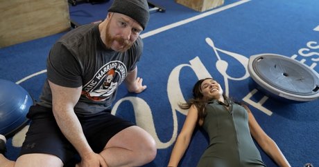 Cathy Kelley actrice libre galeries