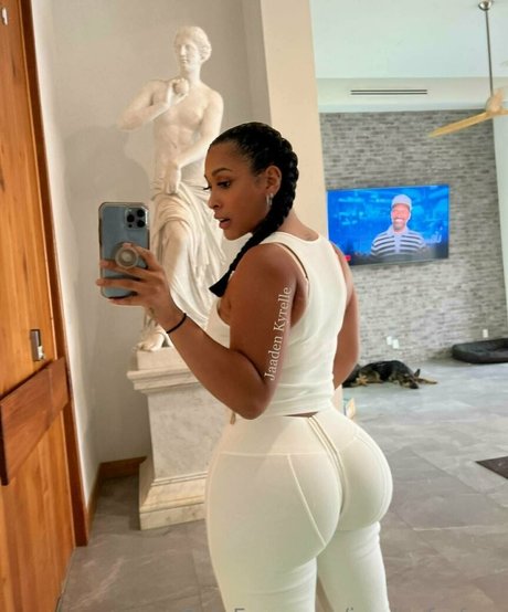 jaadenforfree actrice érotique image