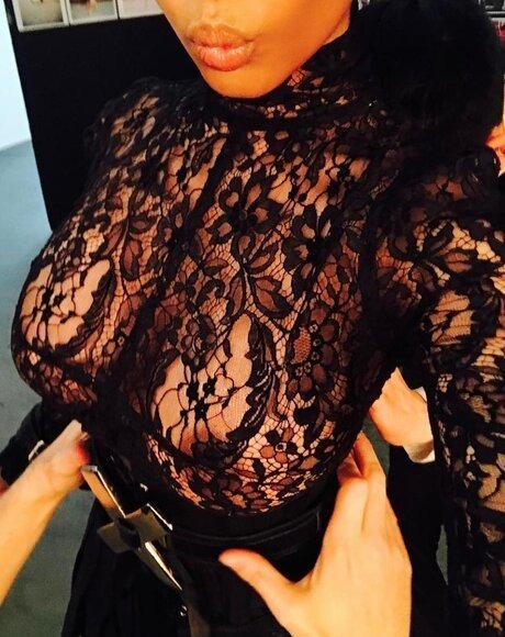 Nicki Minaj arte estelar recopilación