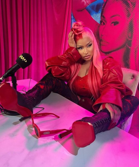 Nicki Minaj estrella porno adulto foto