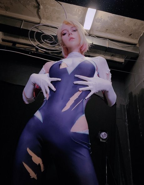 Mik Allen sexy star galleries
