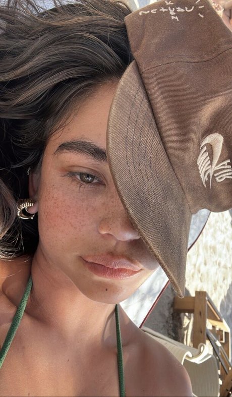 Christina Nadin estrella porno bonita imágenes