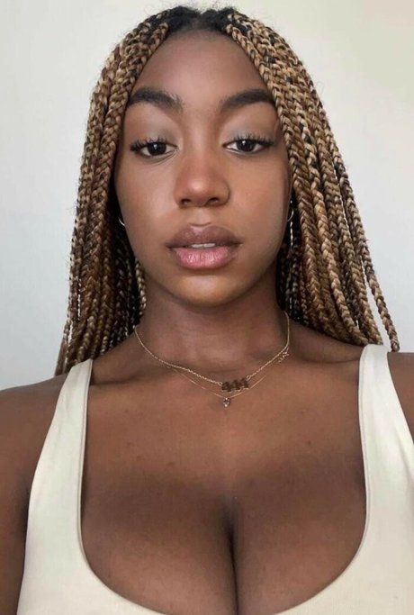 Majormommyissues pretty pornstar image