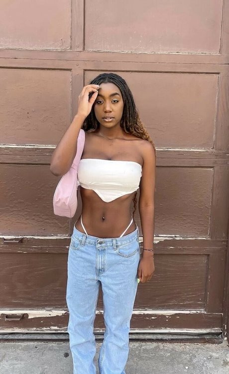 big black booty onlyfans exclusive images