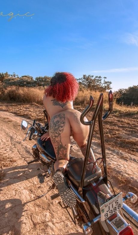 Varias Em Um art pornstar gallery