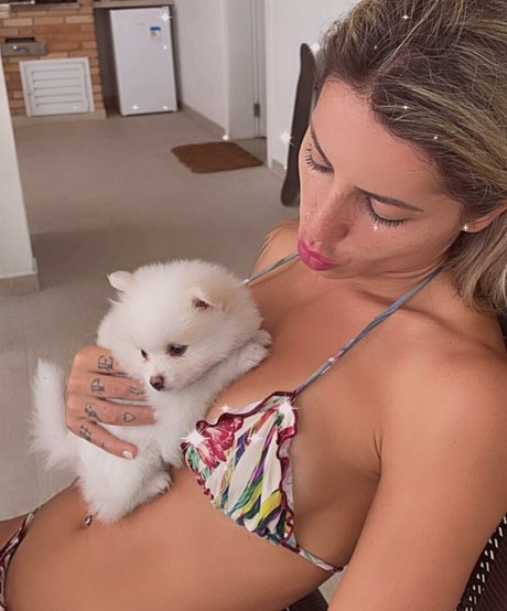 Leticia Bufoni actriz desnuda galerías