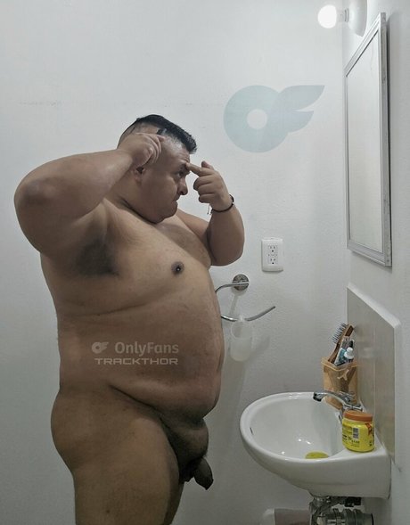 trackthor desnudos estrella galería