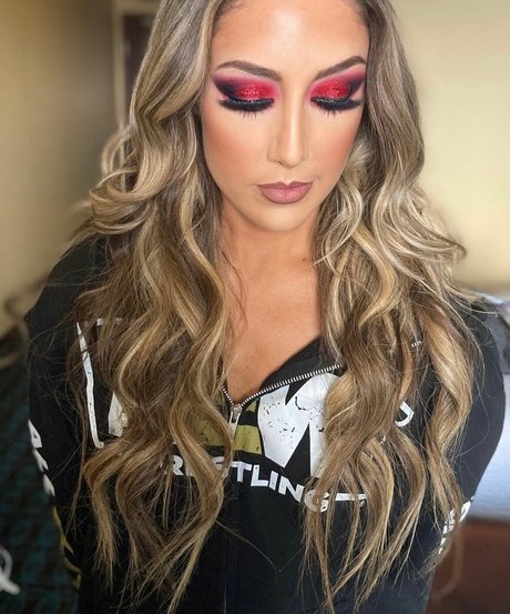 Dr Britt Baker actriz sexual galería