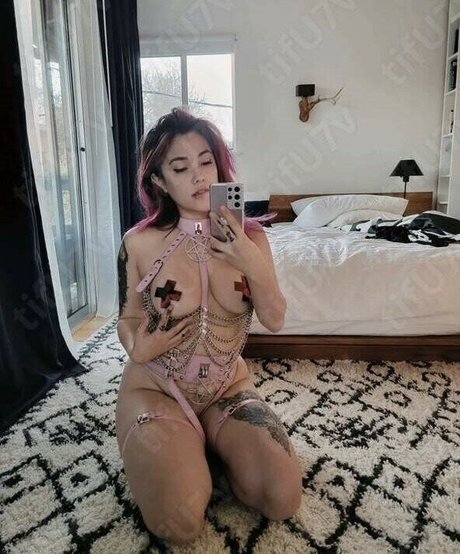 AvaGG pornstar nudes pic