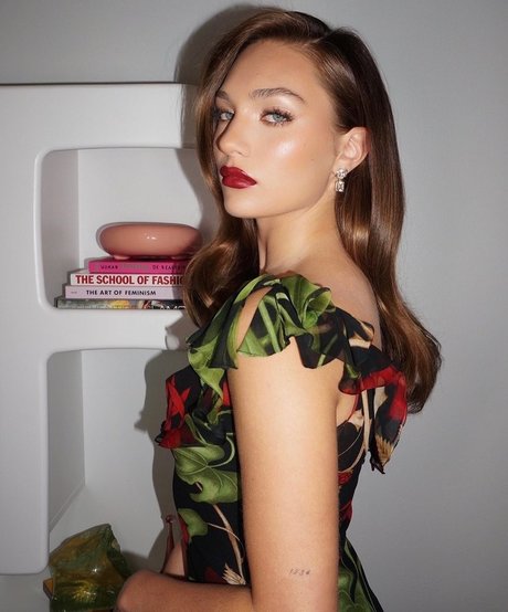 Maddie Ziegler star xxx photos