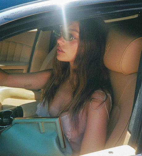 Maddie Ziegler perfect model pictures