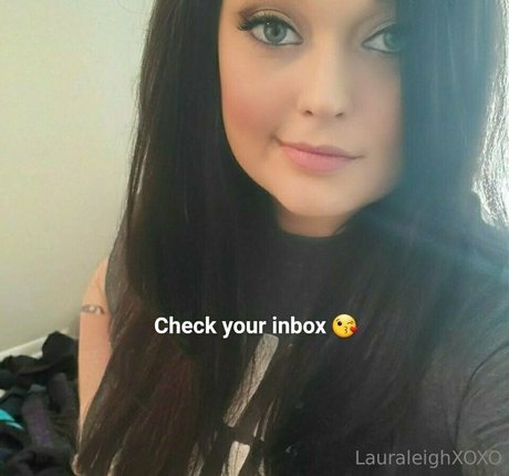 the laurajohnson top actress picture