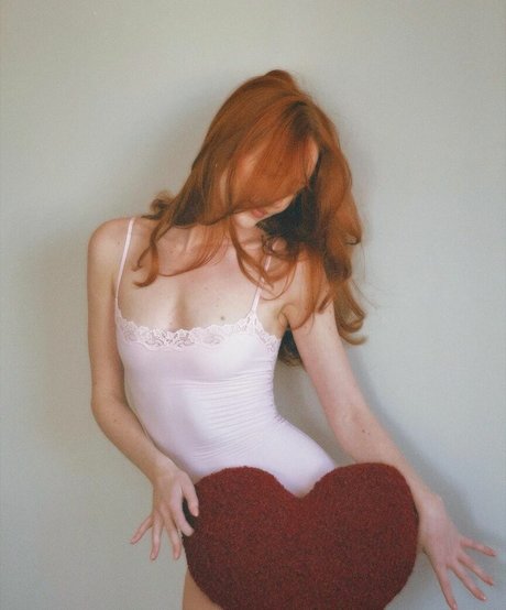 Kennedy Walsh joli modèle galerie