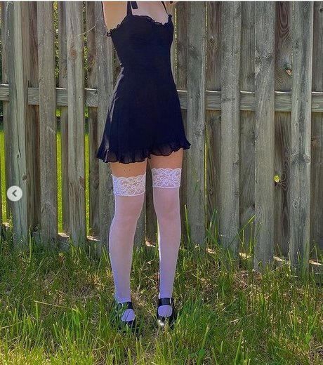 Kennedy Walsh model top photos