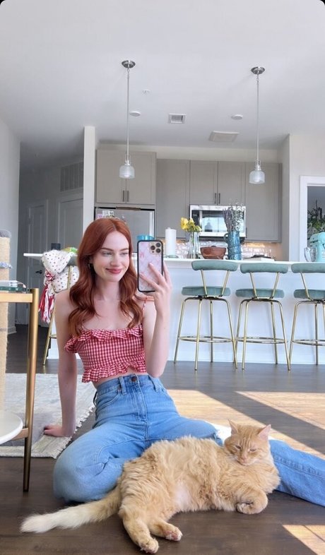 Kennedy Walsh modèle hd image