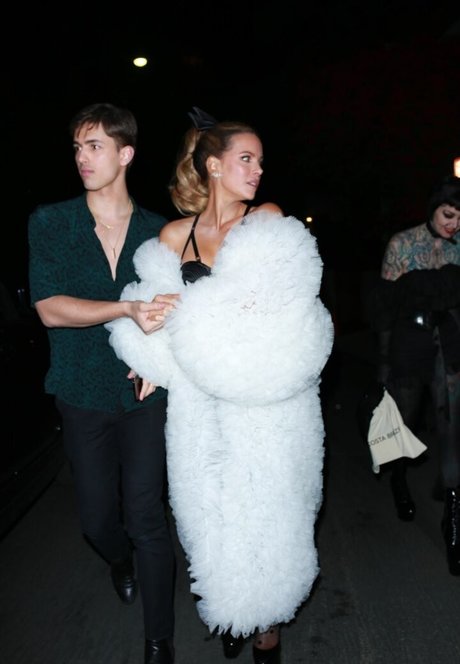 Kate Beckinsale étoile exclusive des photos