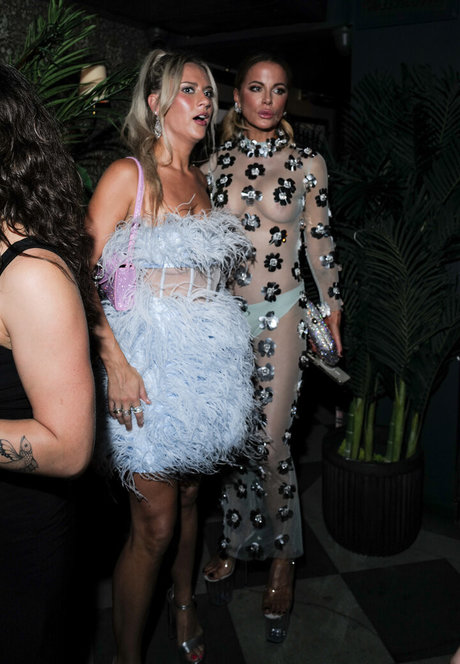 Kate Beckinsale modèle magnifique collection