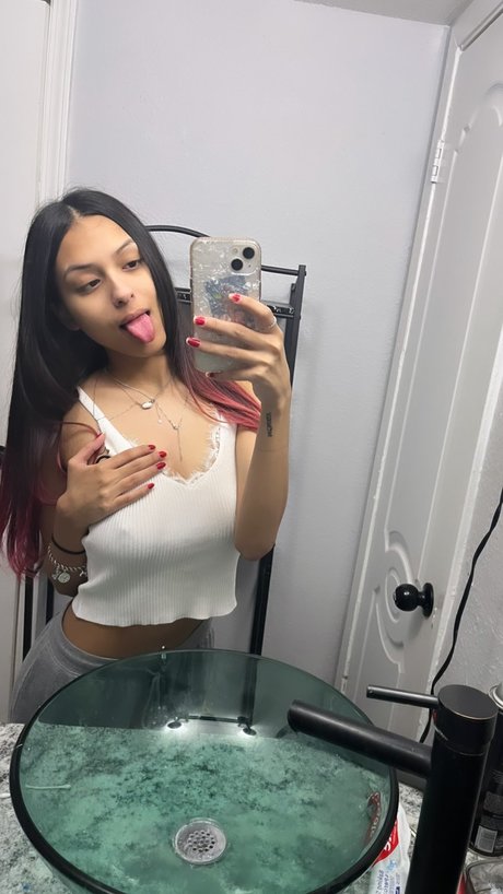 luvrosa star picture