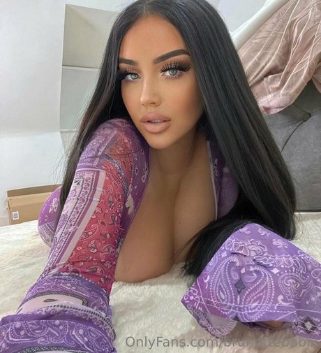 brunettebabiii star exclusive image