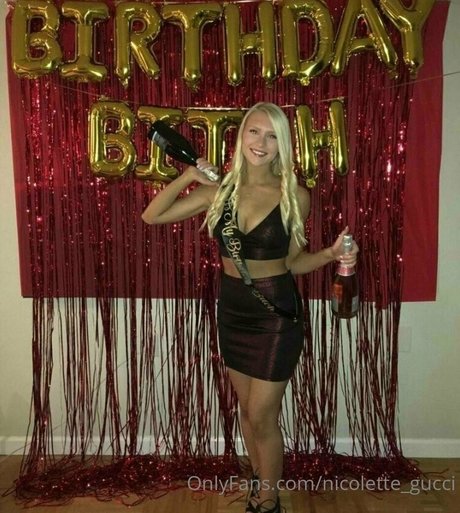 nicolette gucci star du porno adulte galeries