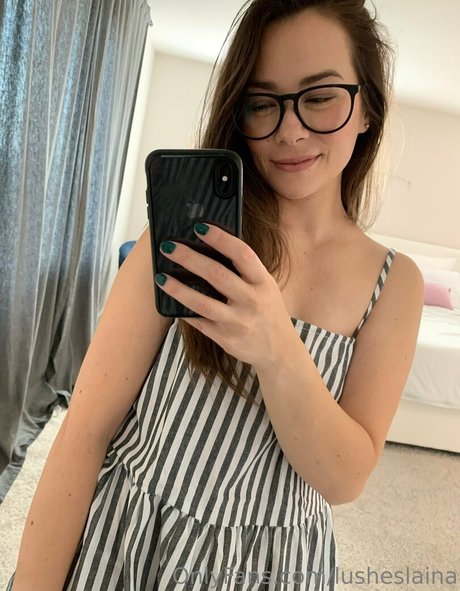 lusheslaina adult model gallery