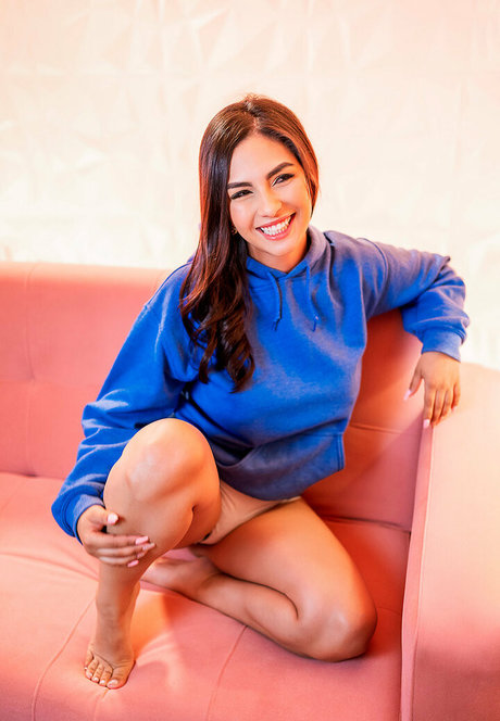 annieguzman hermosa estrella galerías