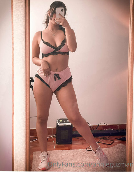 annieguzman perfect actress image