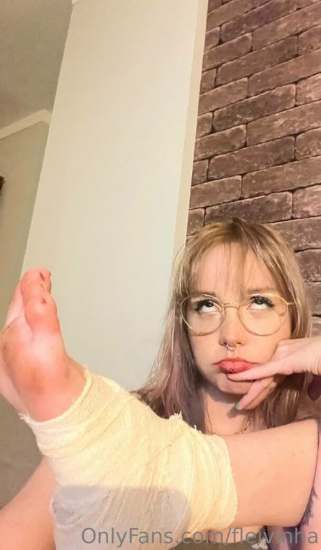 Flavia Sayuri jolie star du porno galerie