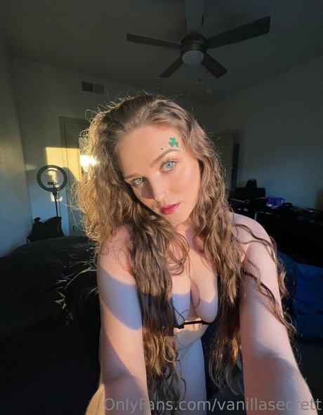 vanillasecrett actrice hd photos