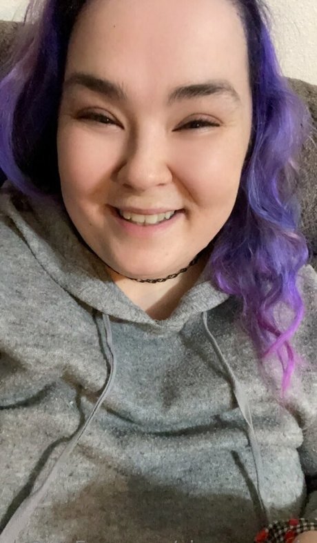 vixenqueenie star érotique photos