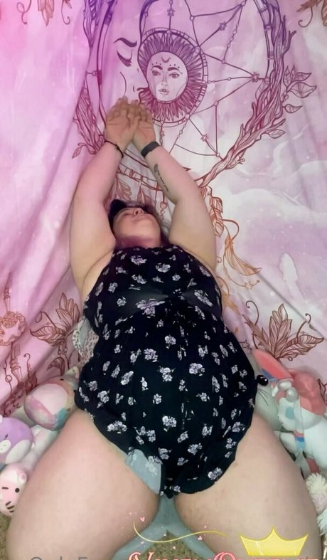 vixenqueenie estrella caliente imagen