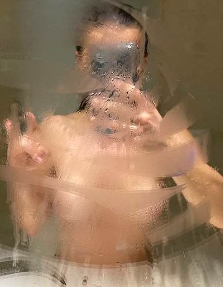 official yosypivna modèle joli photo