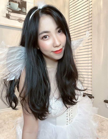 yooniefree model pretty gallery