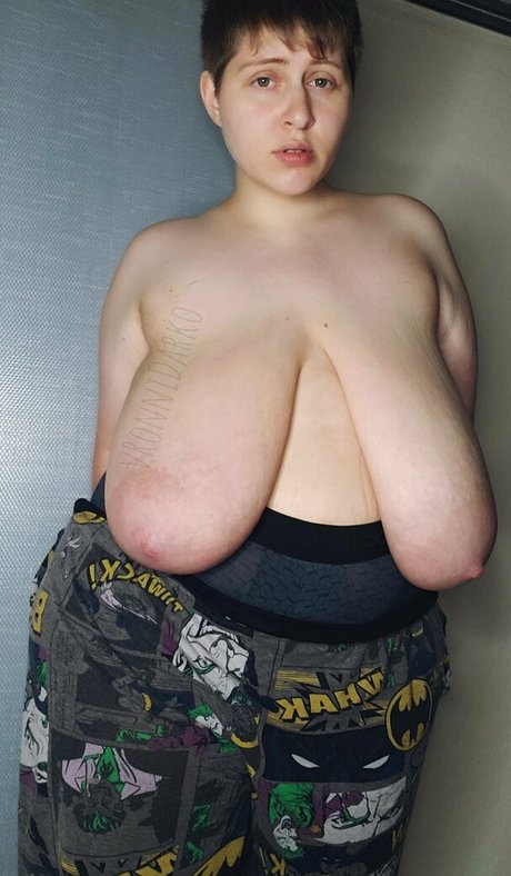 vronnidarko estrella agradable imagen