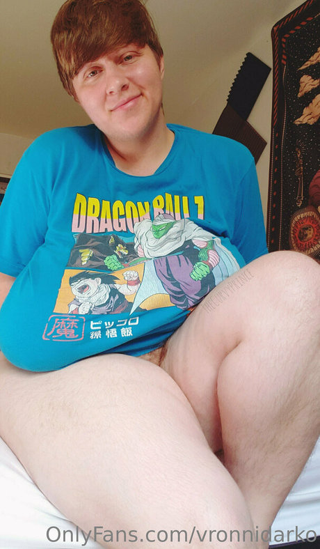 vronnidarko actrice érotique des photos